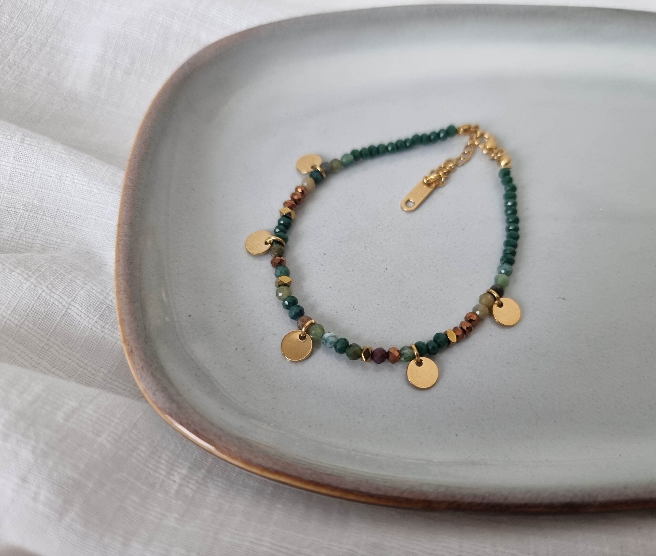 Gold Colored Beads Bracelet - Green image