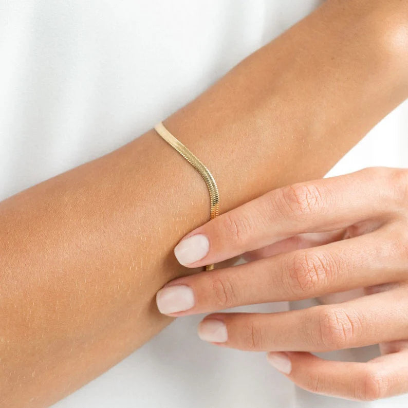 The Herringbone Gold Bracelet image 0