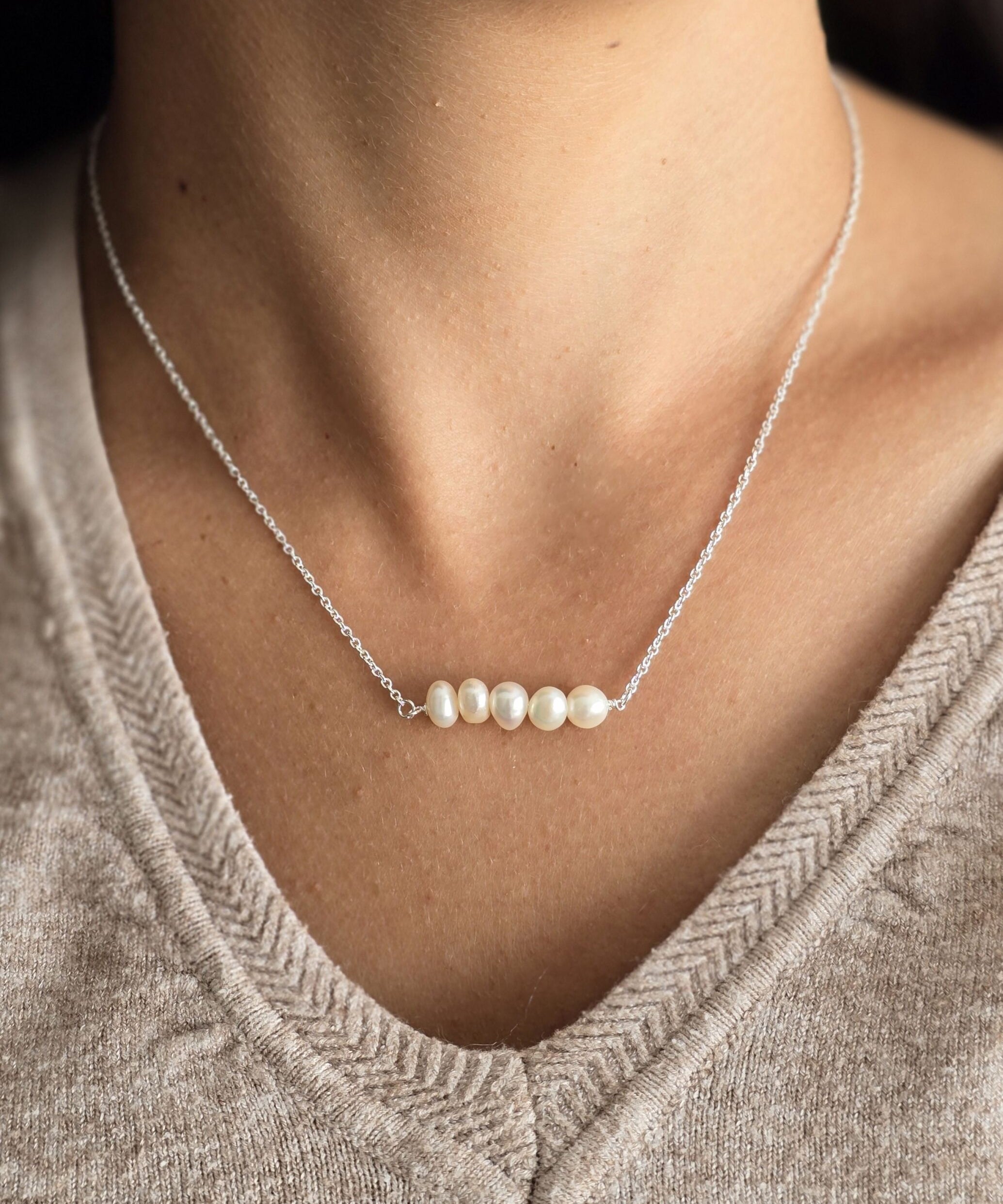 Pearly Necklace image 0