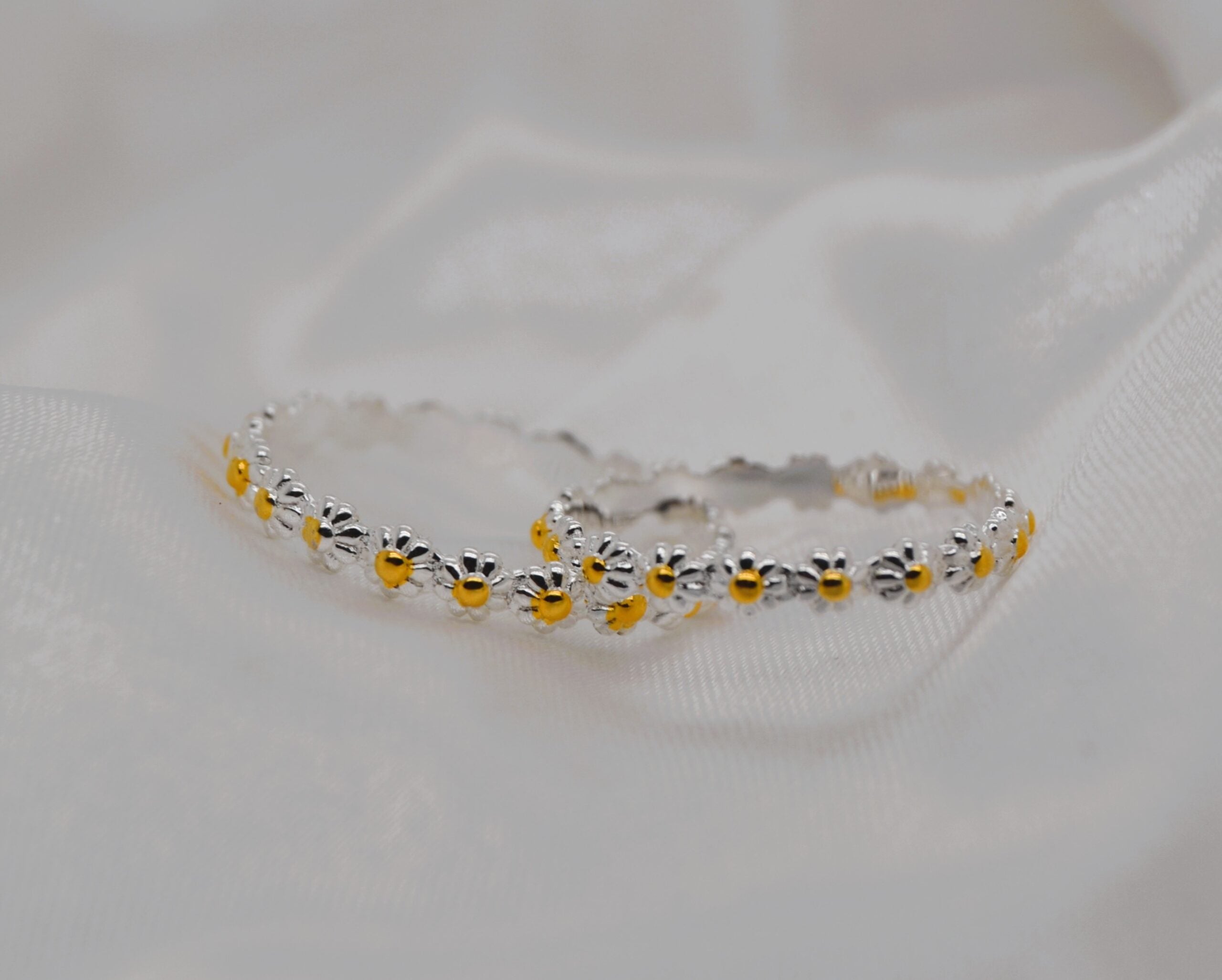 Small Daisy Ring image 1
