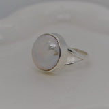 Flat Single Pearl Ring image 0