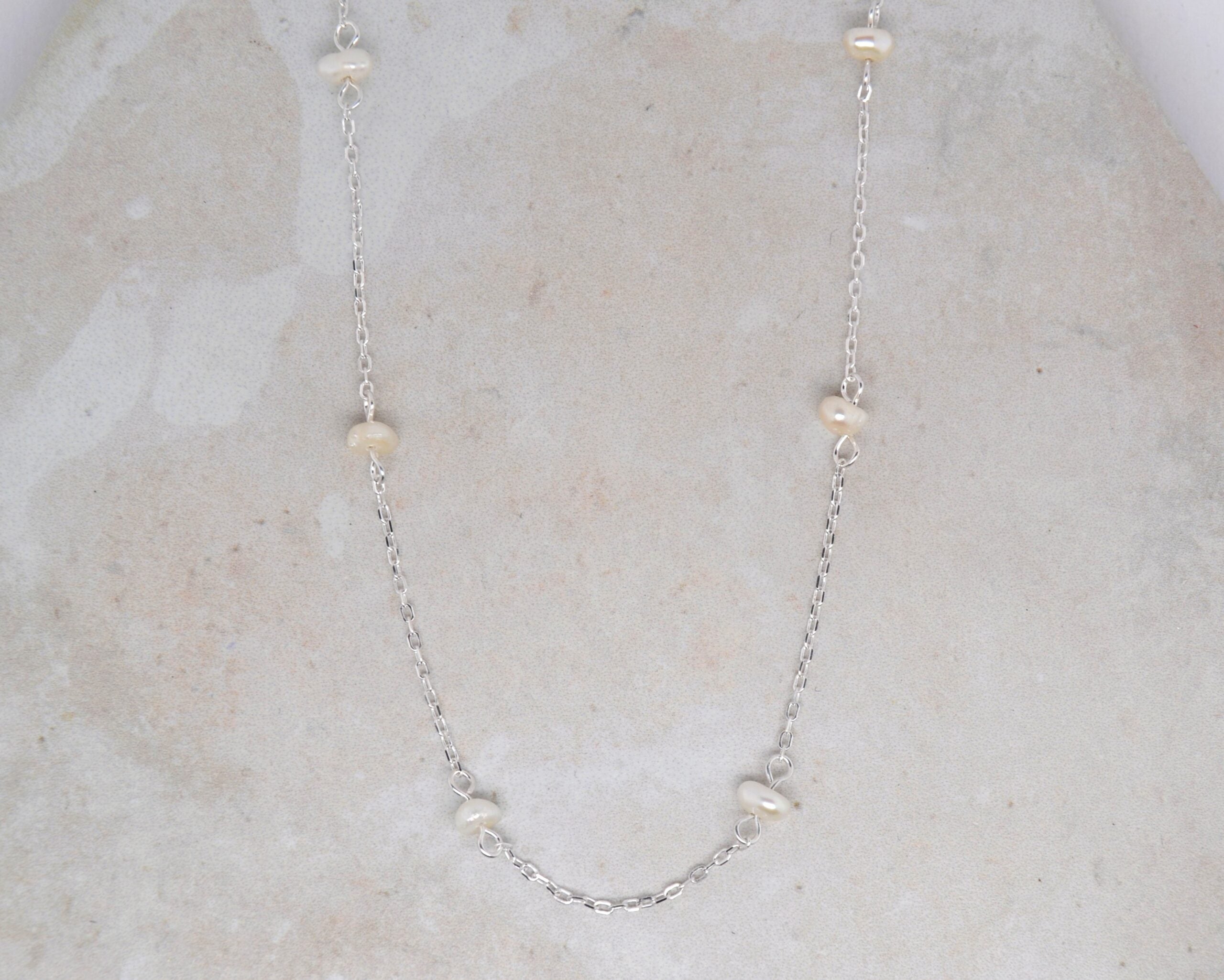 Scattered Pearl Necklace image 0