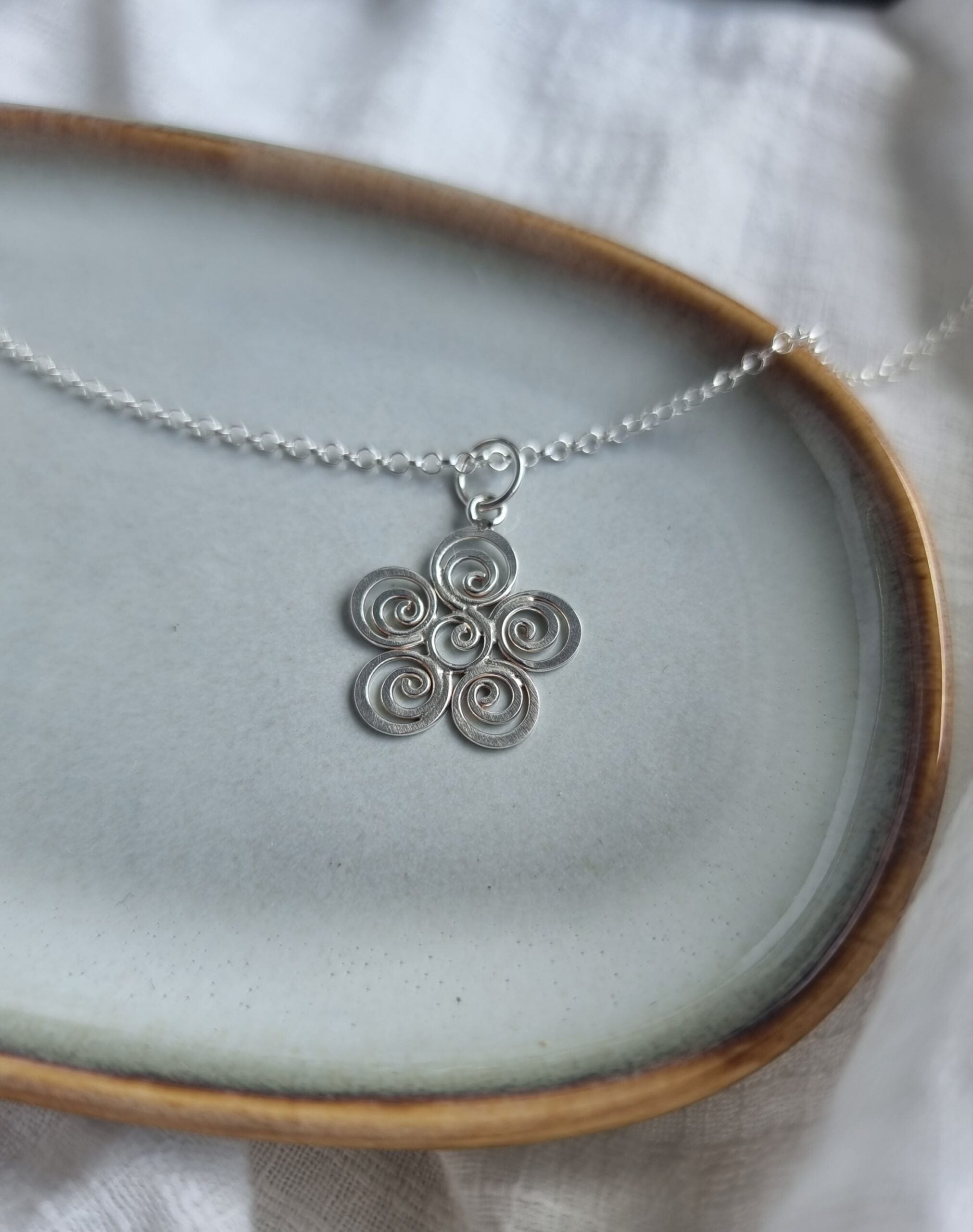 Daisy Silver Necklace - 45cm image