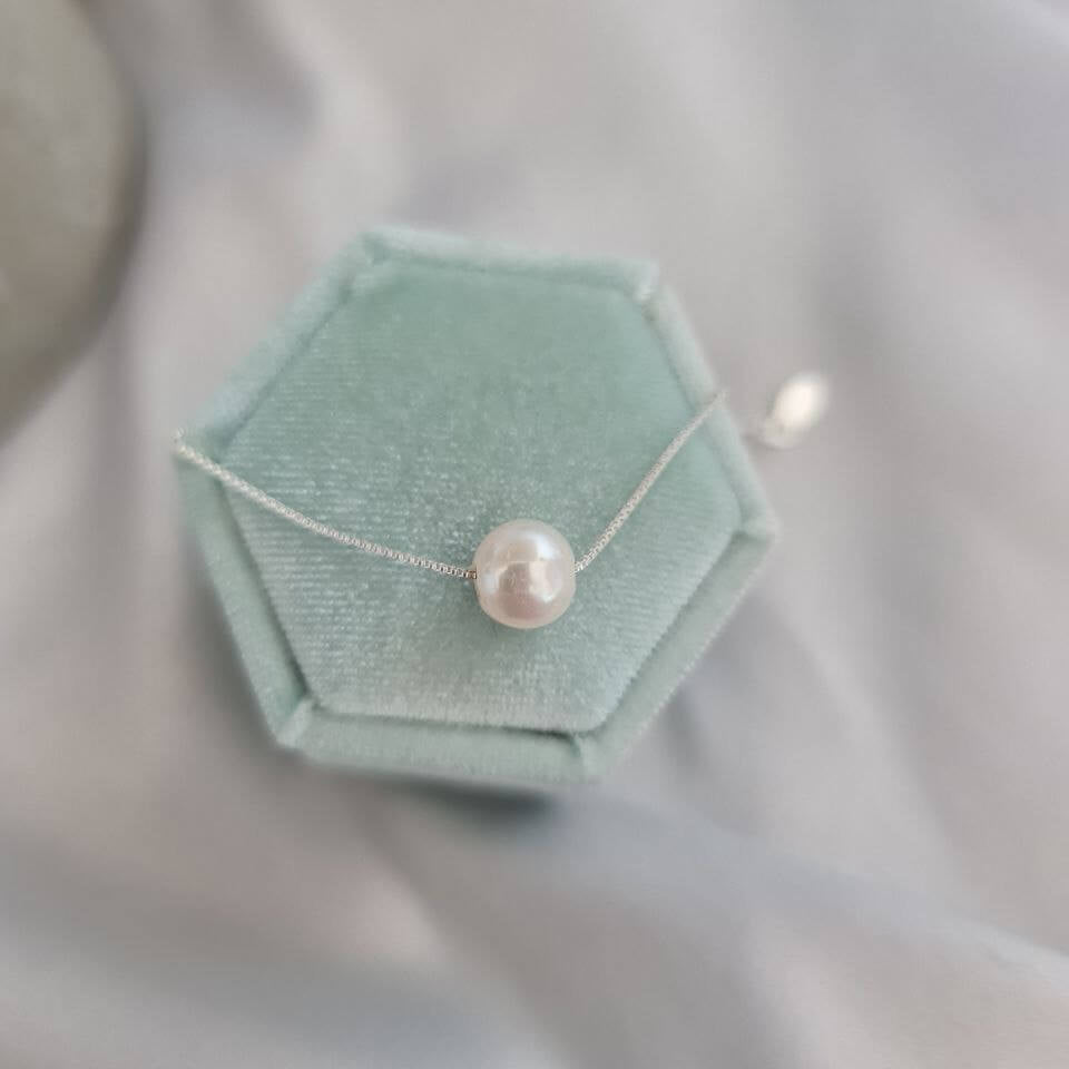 Round Pearl Bracelet image 0
