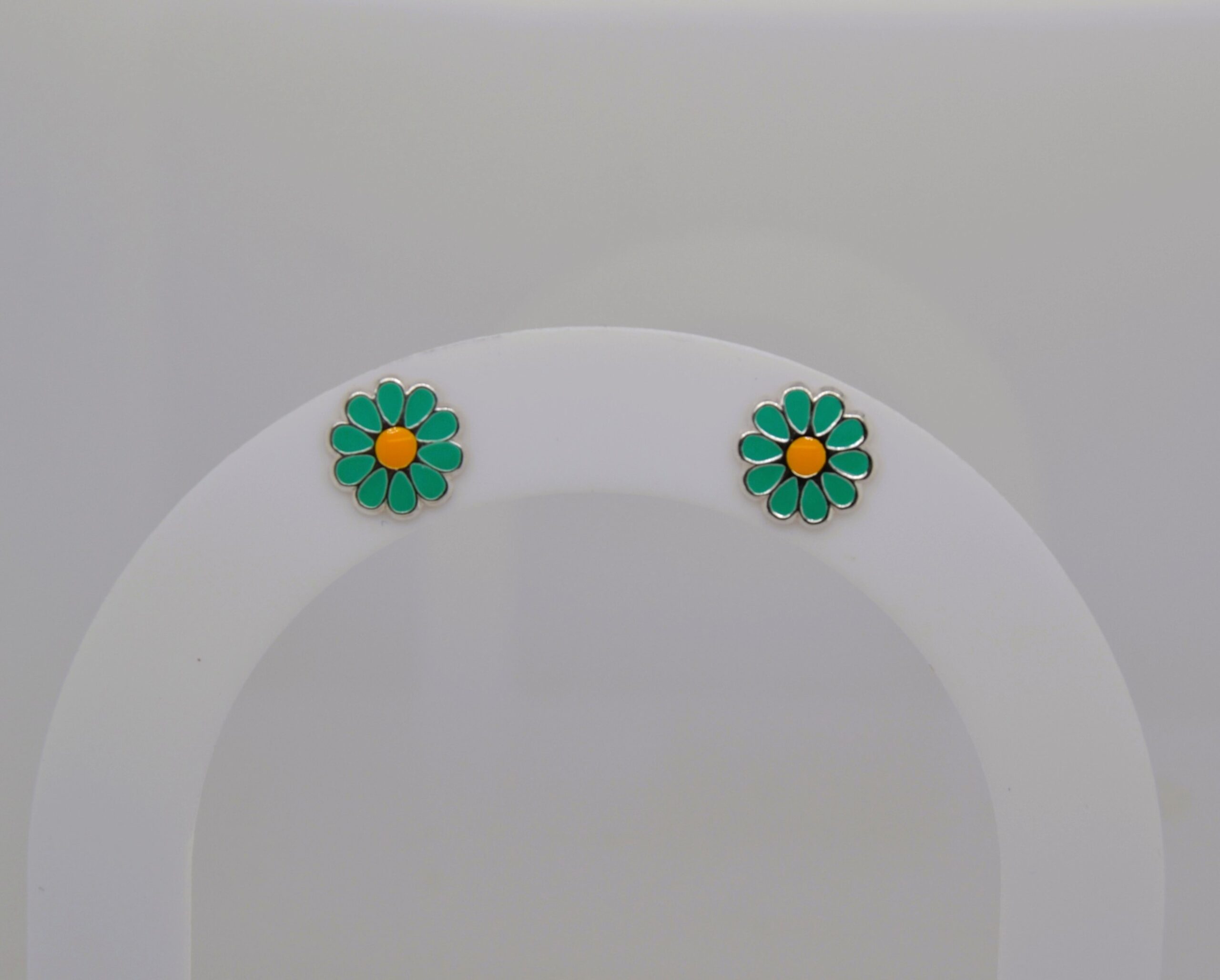 Colour Daisy Studs - Mint image