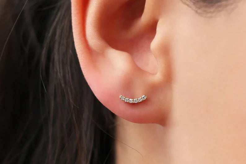 The Curve Moissanite Earrings image 1