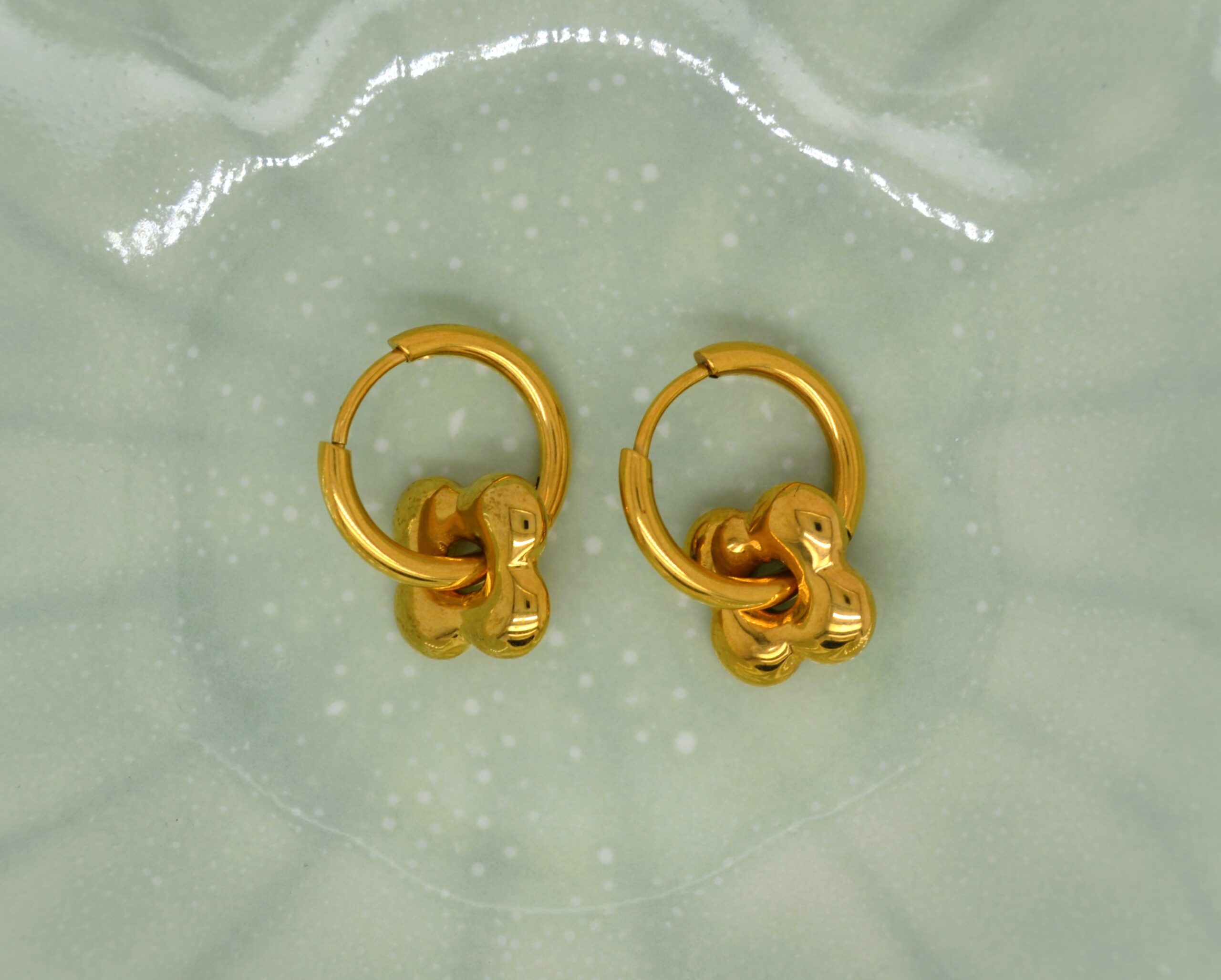 Flower Gold Huggies image 0