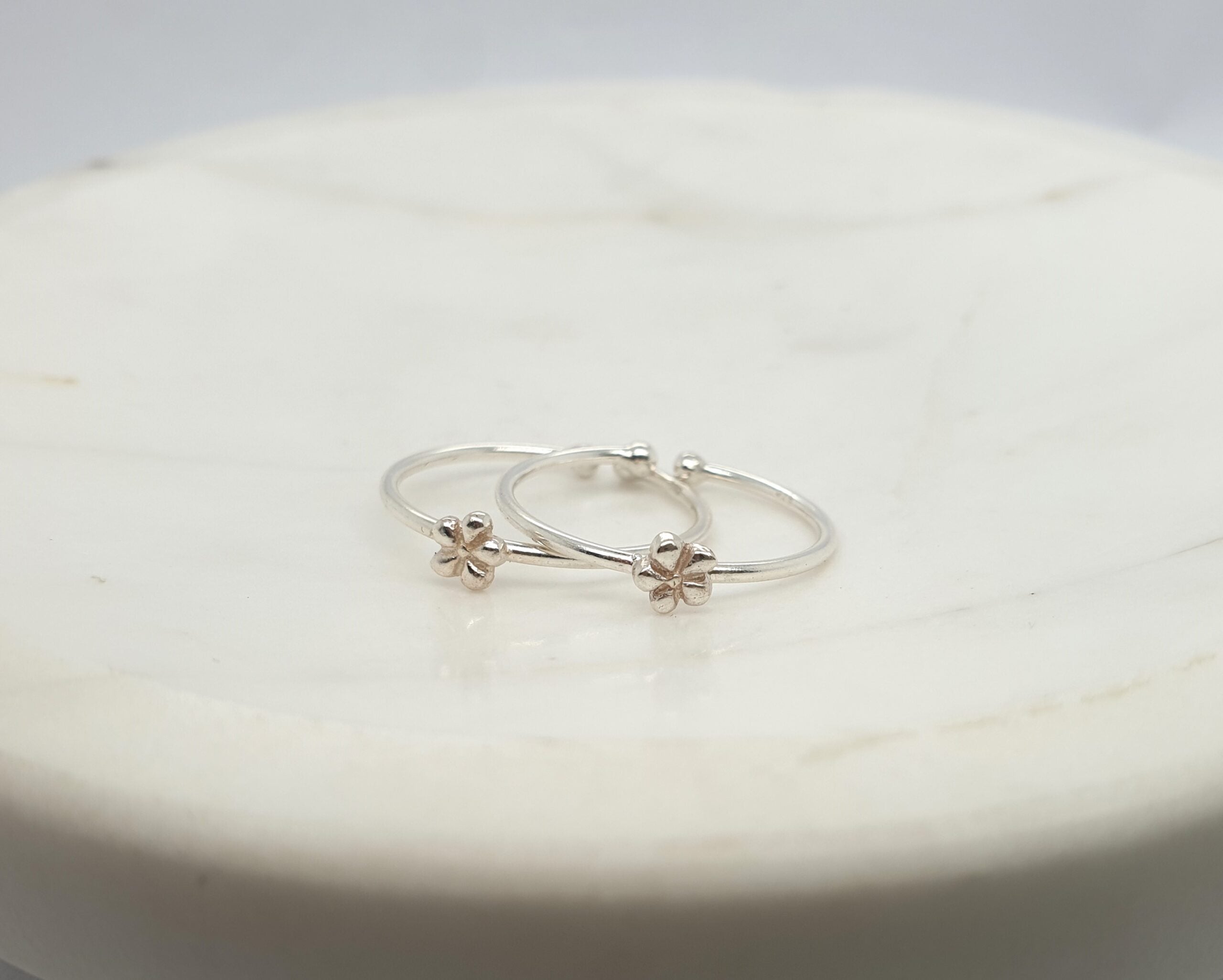 Adjustable Flower Ring image 1