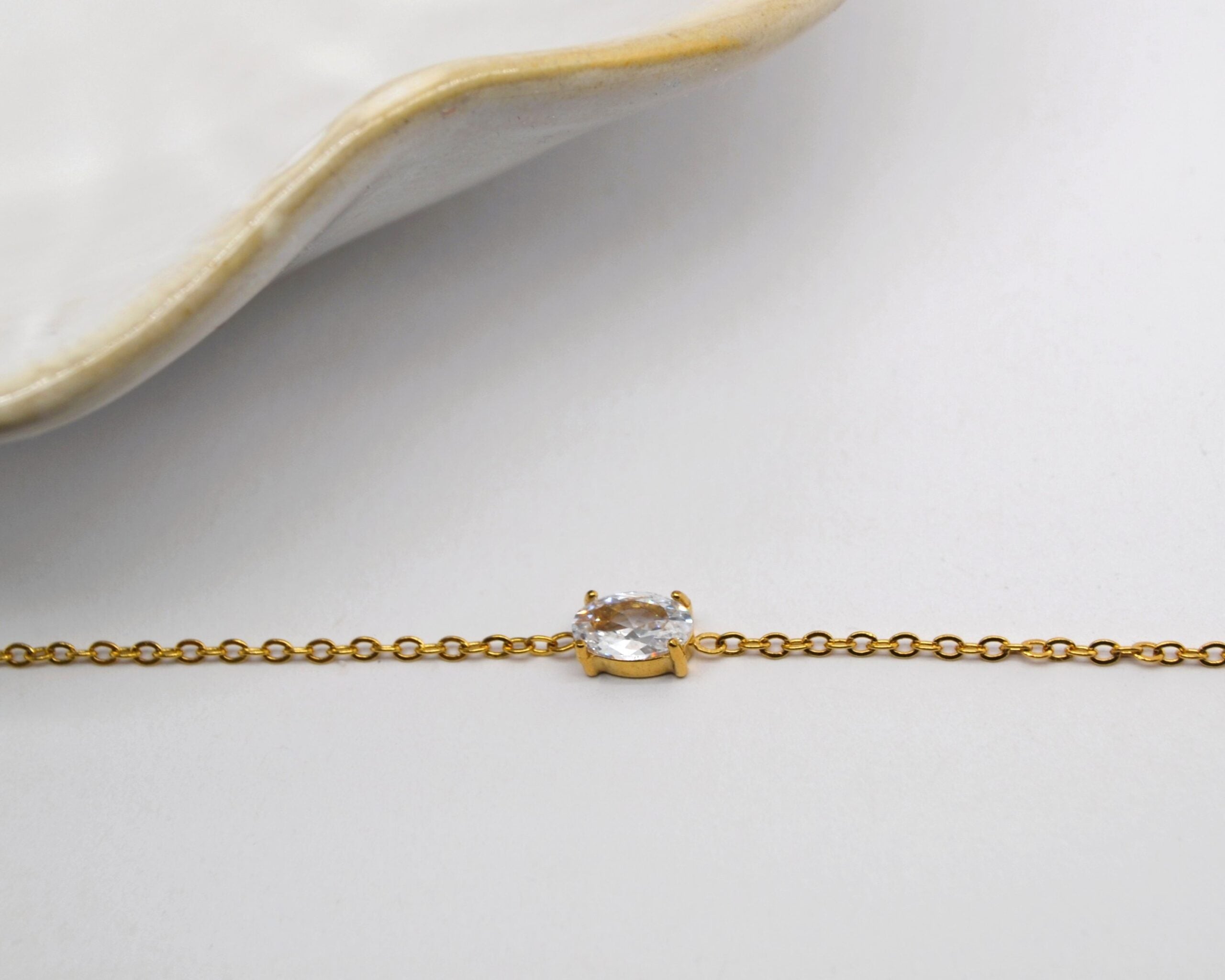 Gold Oval Bracelet image 0
