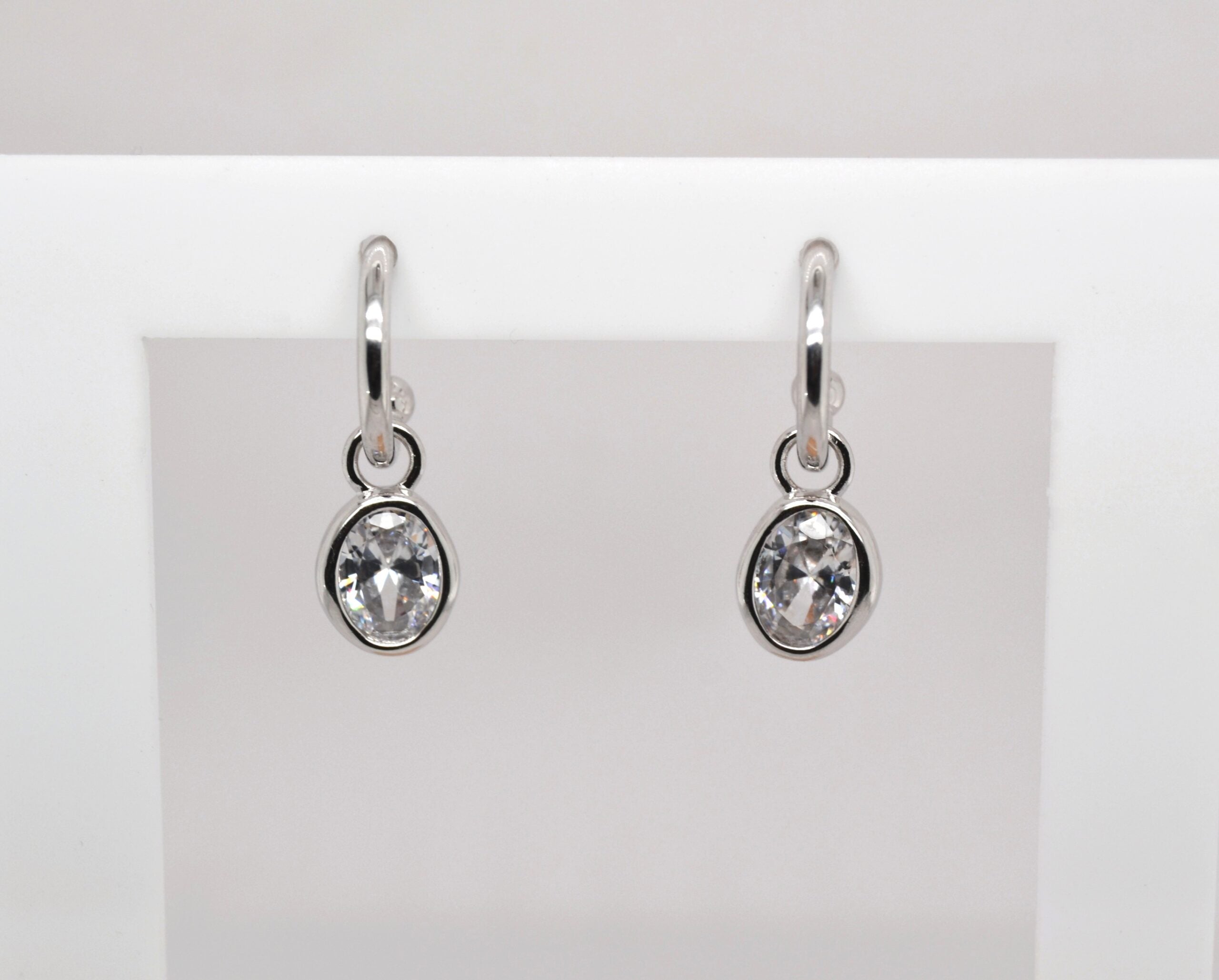 Bezel Oval Hanging Earrings image 0