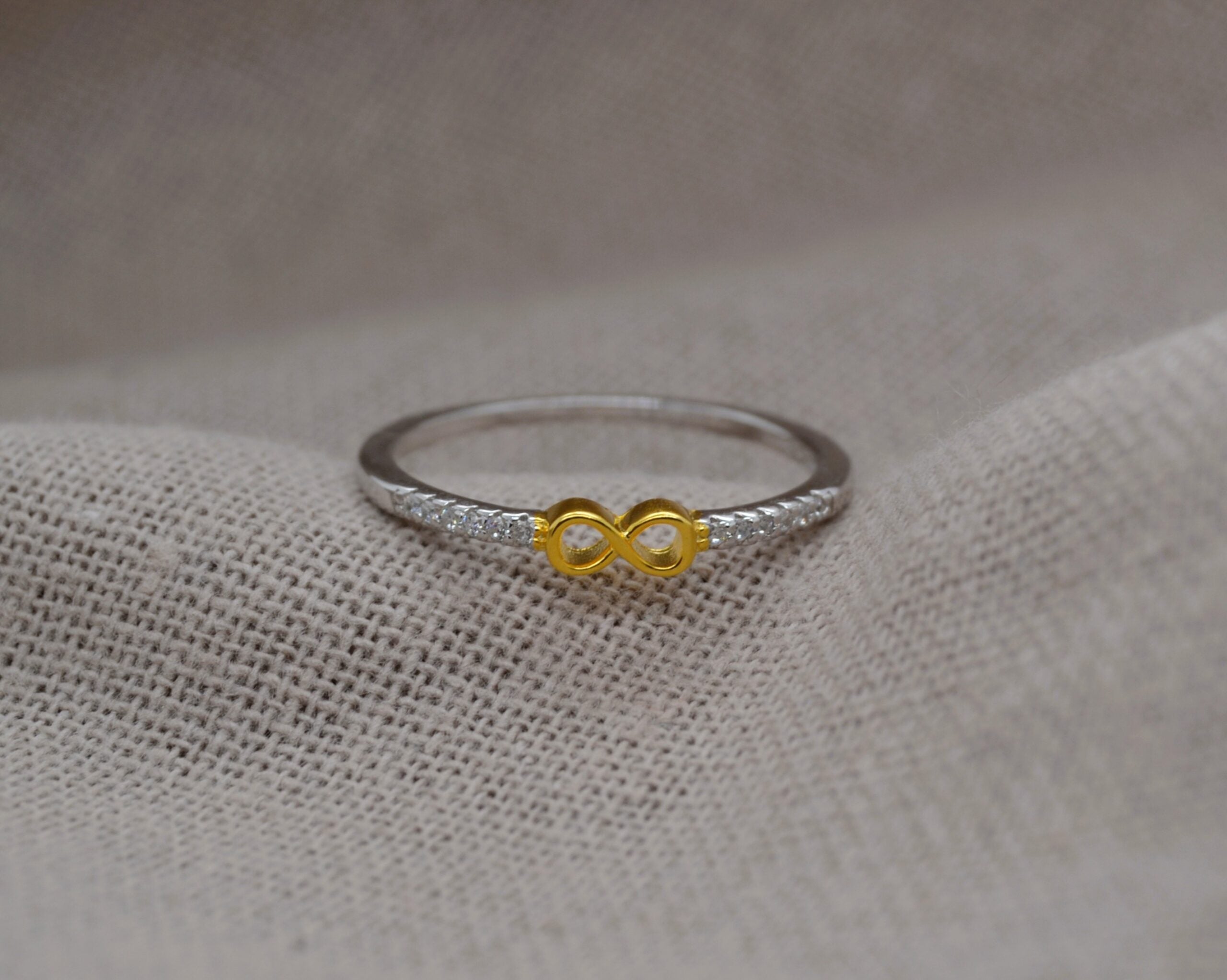 Dainty Gold Design Ring image 2