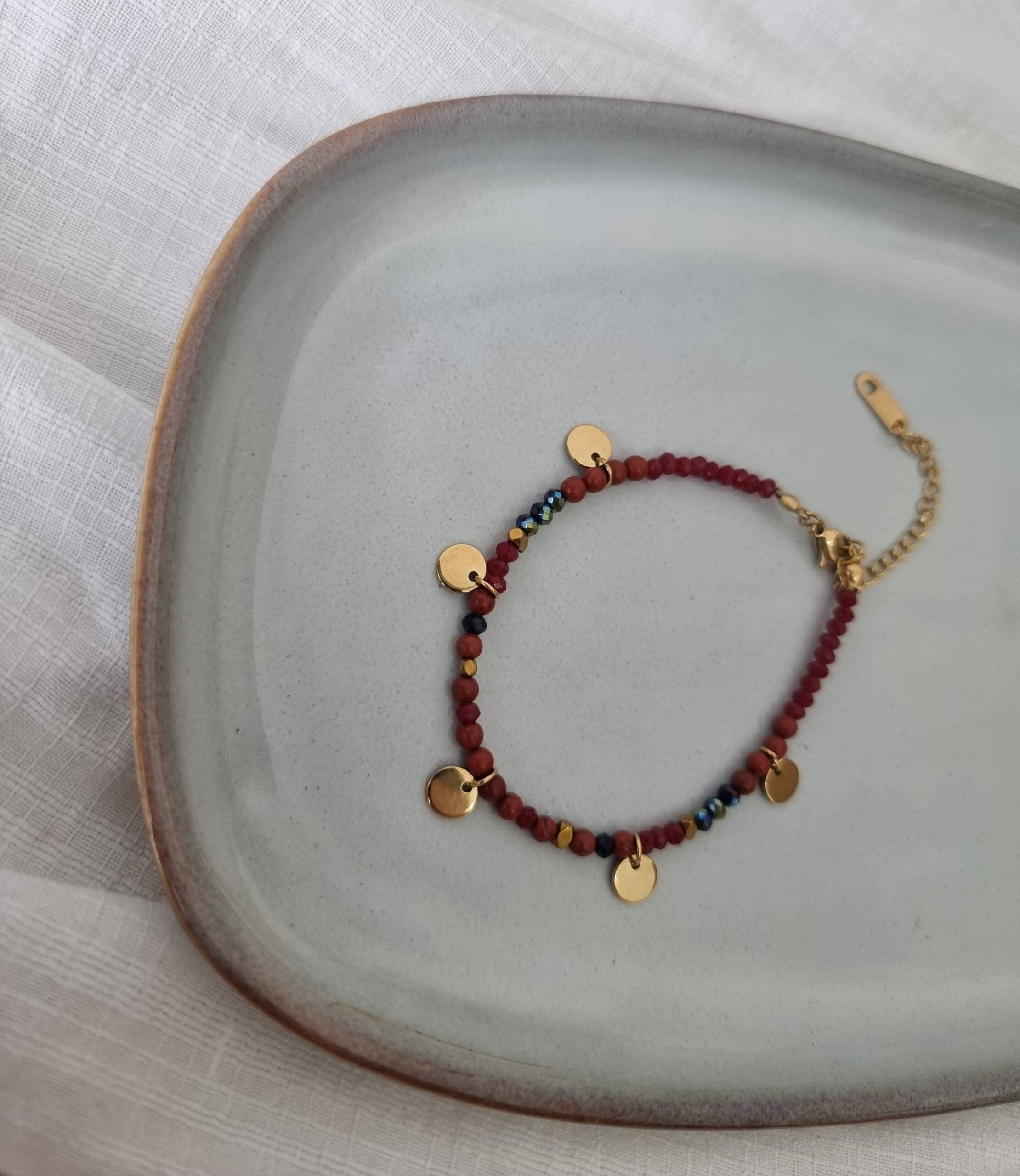 Gold Colored Beads Bracelet - Red image