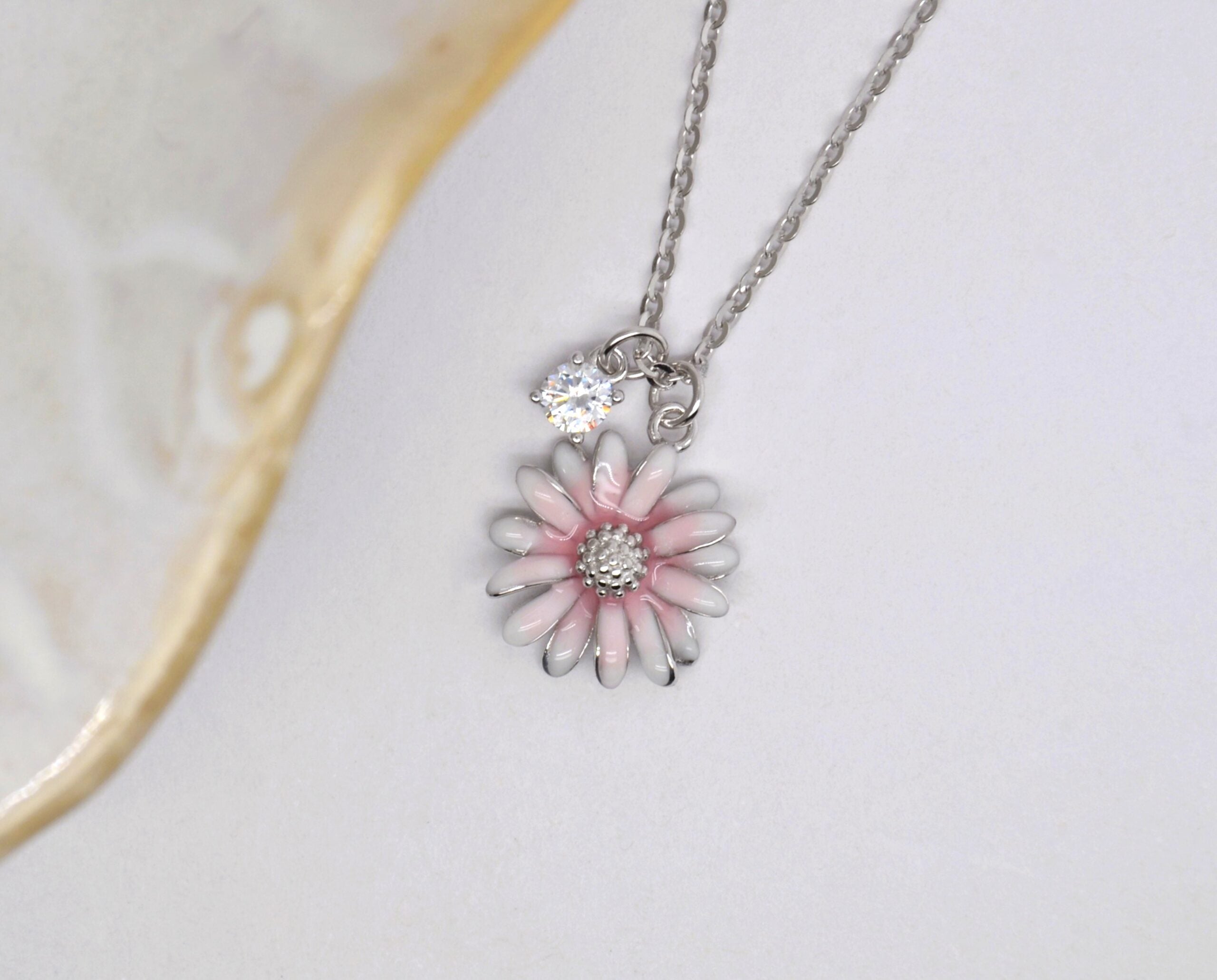 Color Daisy Necklace image 0