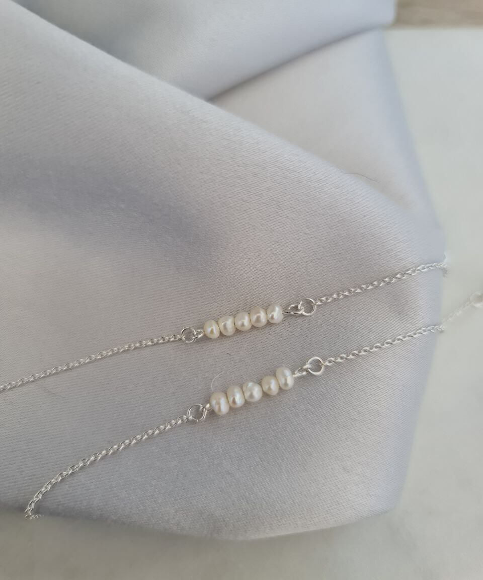 Small Pearl Bracelet image 1