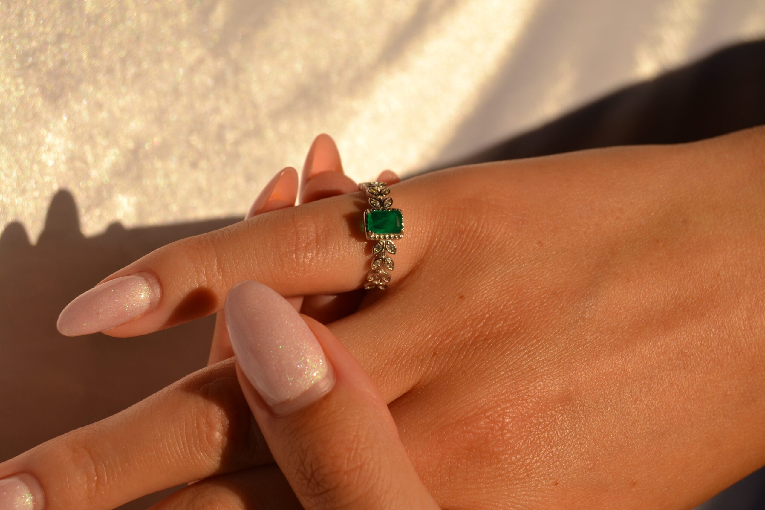 The Emerald Ring image 2