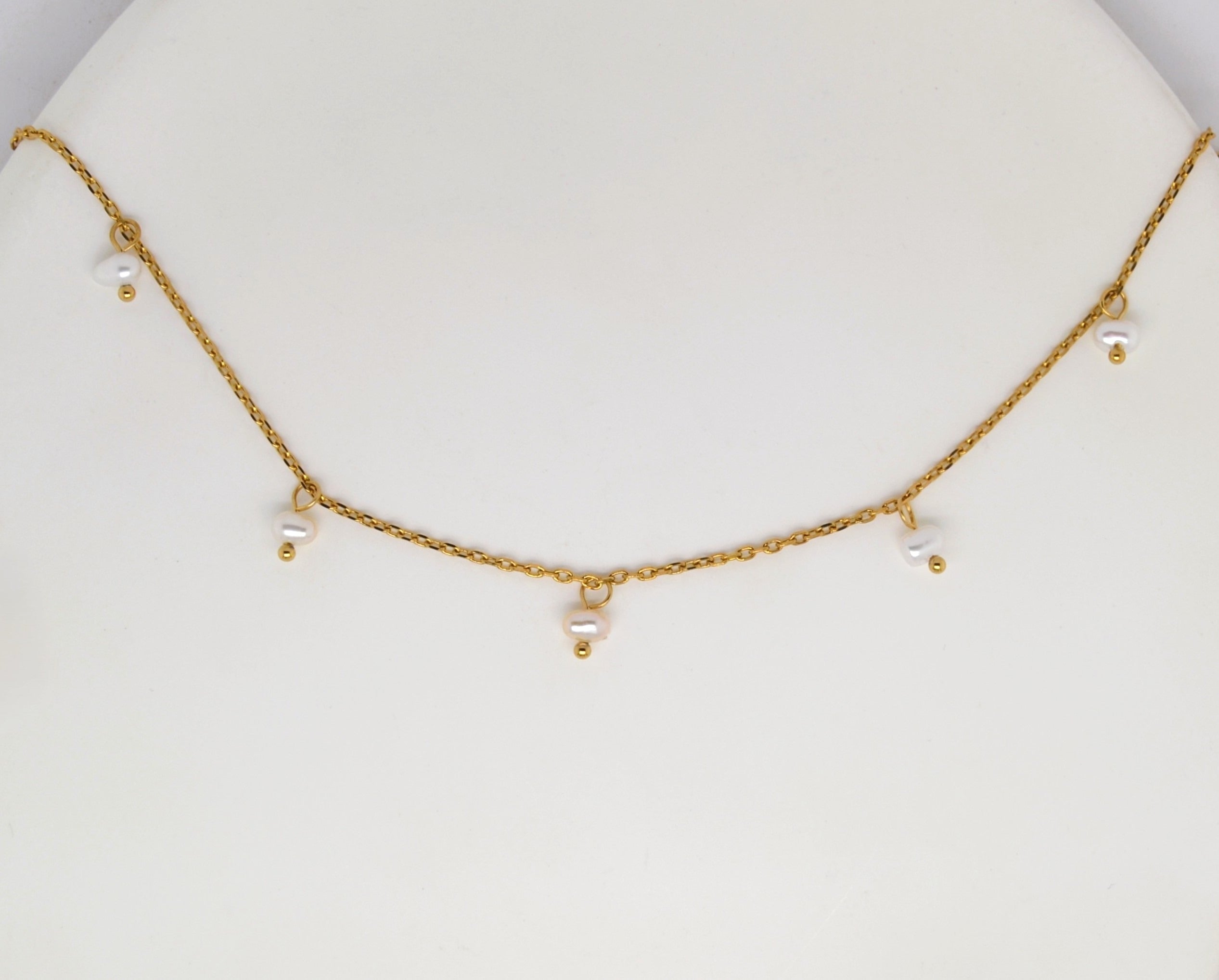 Multiple Pearl Gold Necklace image 0