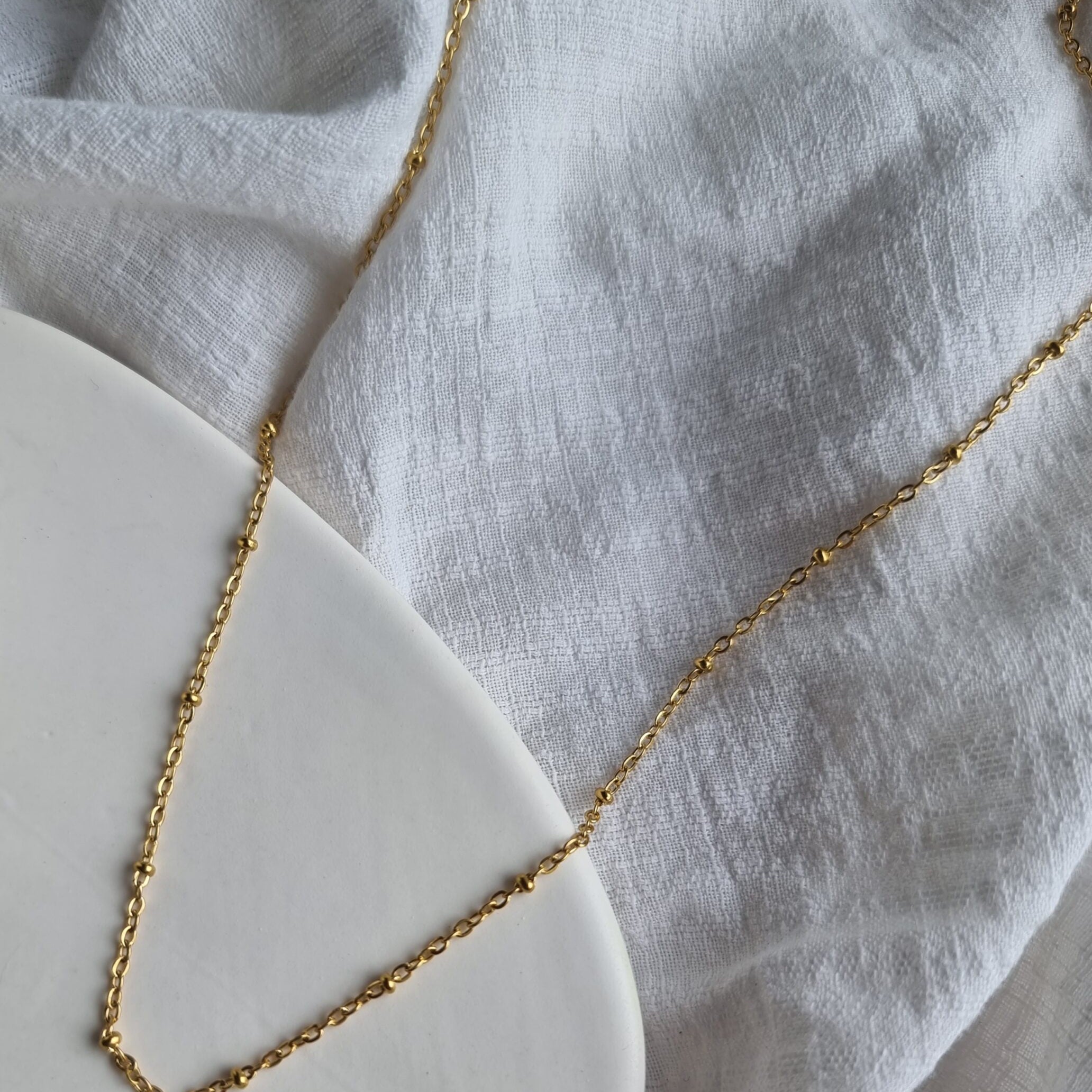 Waterproof Dot Gold Chain image 0