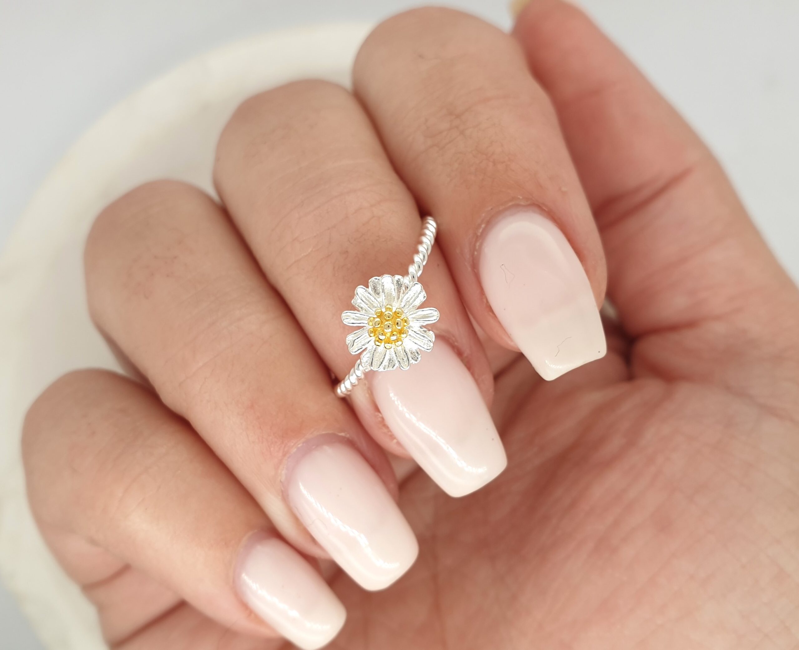Daisy Dream Ring image 1
