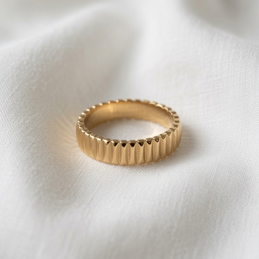 Gold Grooved Ring