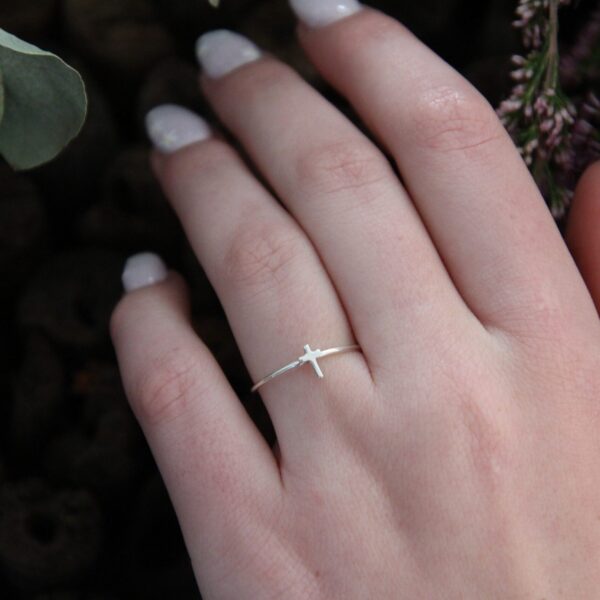 Tiny Cross Ring