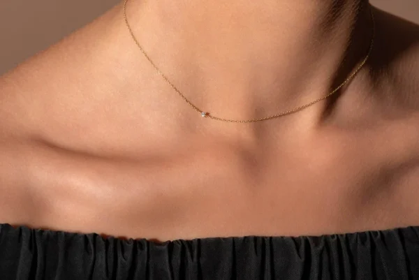 The Elegant Gold Necklace 2